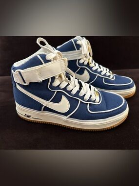 Nike Air Force 1 High '07 in the "Binary Blue" colorway